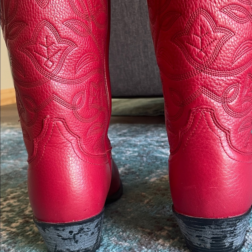 Ariat Vibrant Red Leather Western Boots - Picture 6 of 14